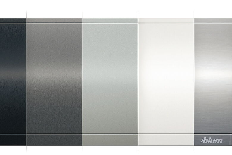 Metall-Ladenschubladen in Kleiderschrank, robuste und variable Aufbewahrung für Kleidung.