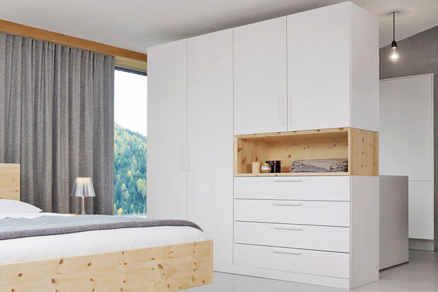 Schränke aus Massivholz - Gaderform Cortina - Massivholz Schrank